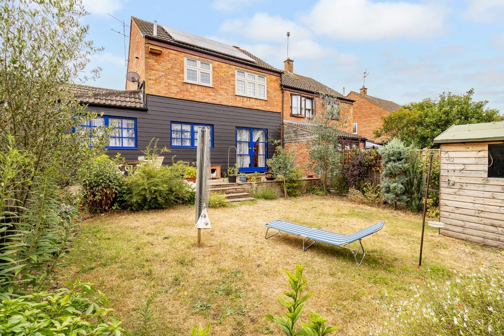 Property photo 2 of 32 5213454