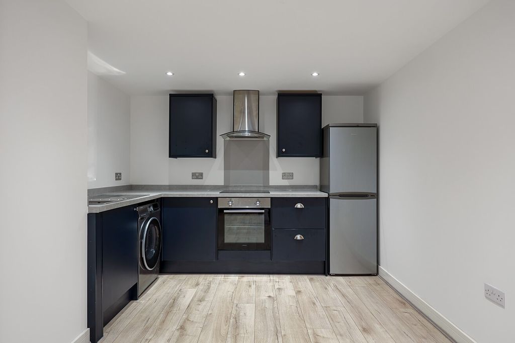 Property photo 3 of 7 3845173