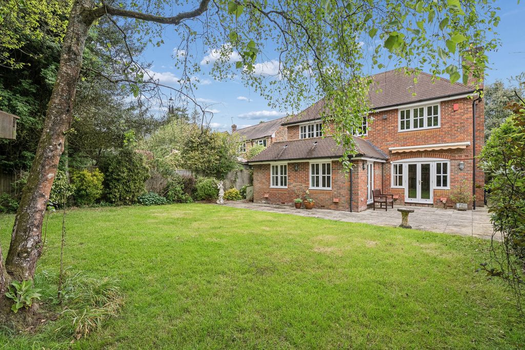 Property photo 1 of 40