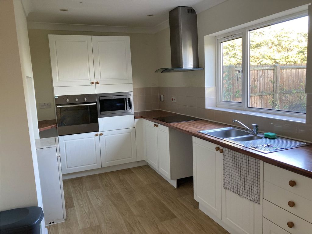 Property photo 3 of 12 Picture No. 20