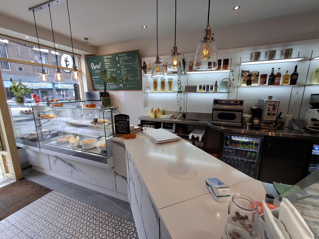 Property photo 1 of 7 Photo 0