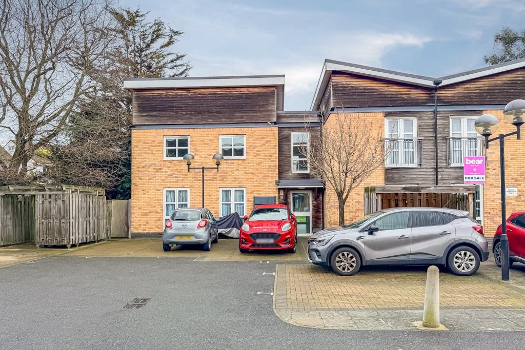 Property photo 1 of 14 Front