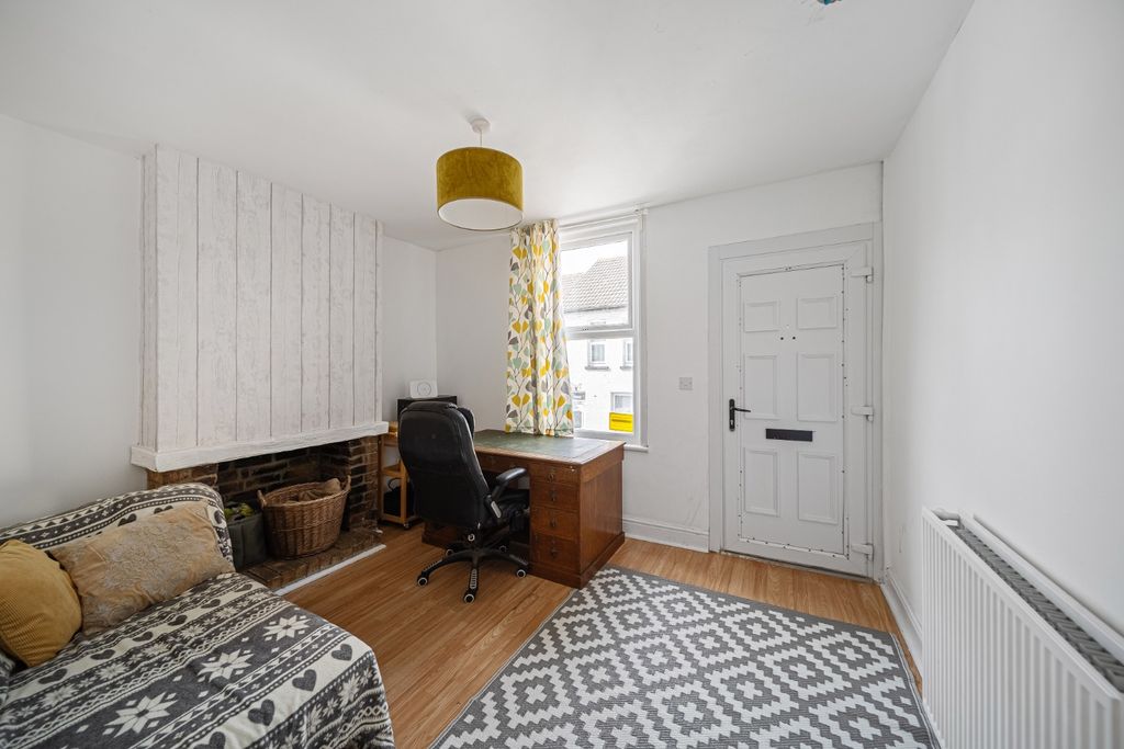 Property photo 3 of 15 3897955