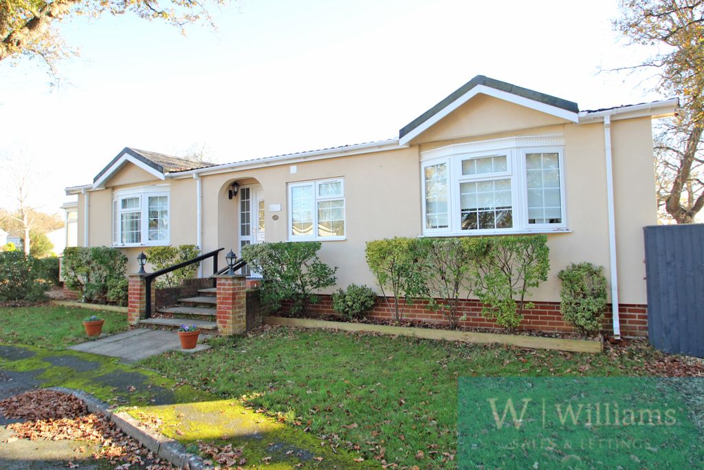 Property photo 1 of 13 Front