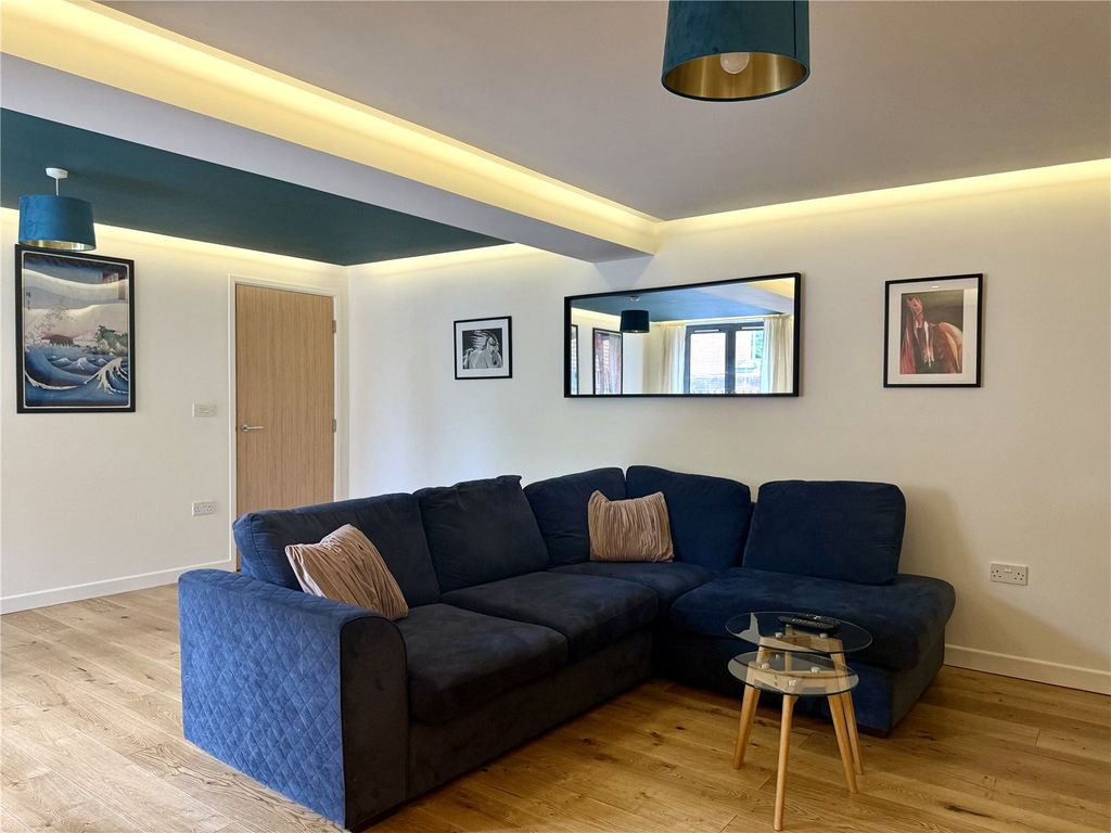 Property photo 2 of 10 Picture No. 08