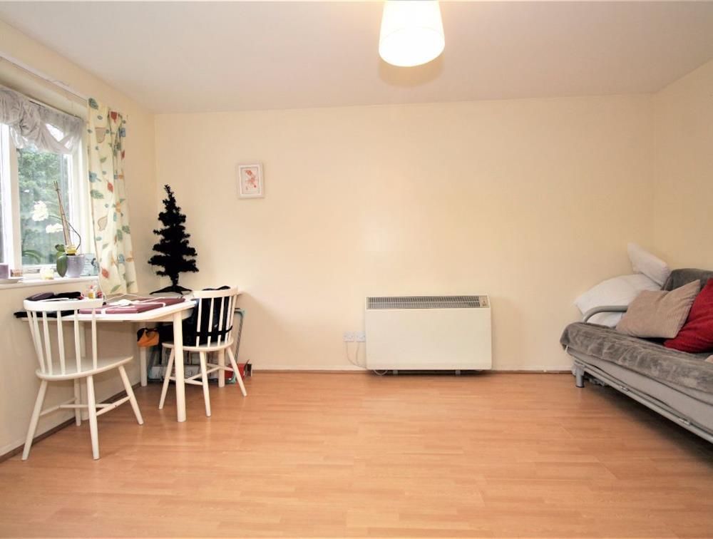 Property photo 3 of 5 Photo 3