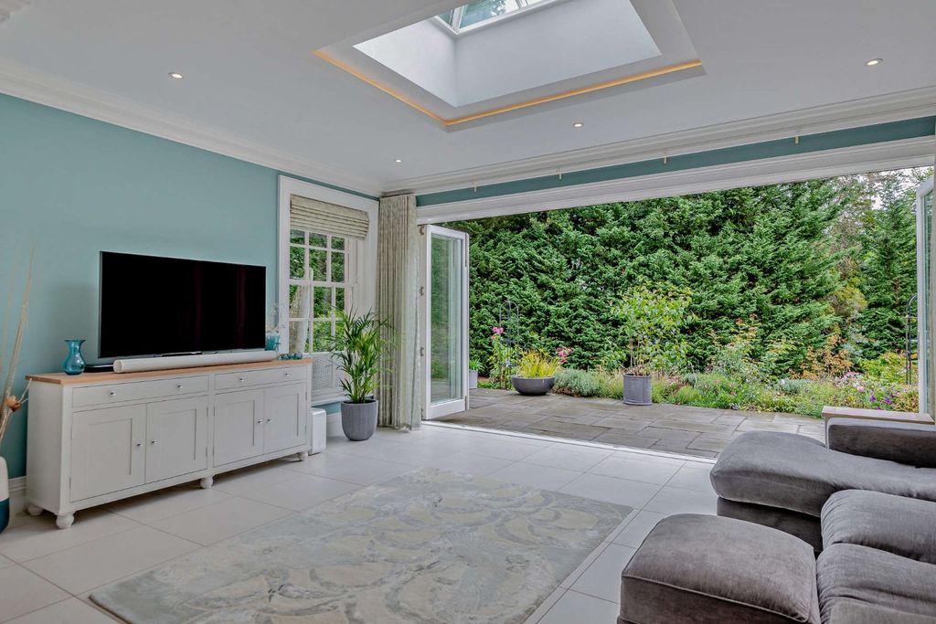 Additional image 5 of 6 bed detached house for saleMonks Walk, Ascot, Berkshire SL5