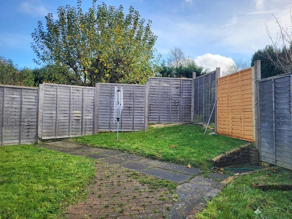 Property photo 2 of 8 Outside