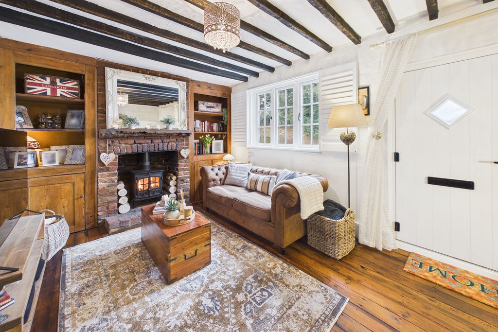 Property photo 3 of 28