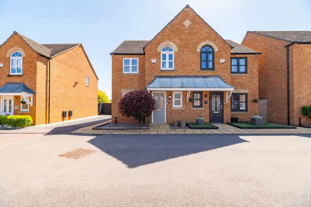 Property photo 1 of 24