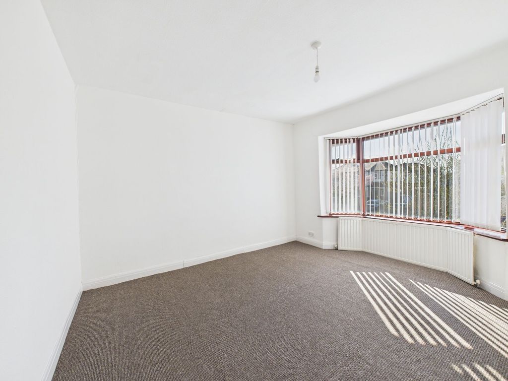 Property photo 2 of 25