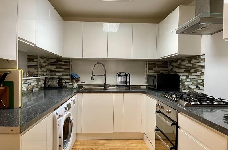 Property photo 1 of 15 Kitchen.Jpg
