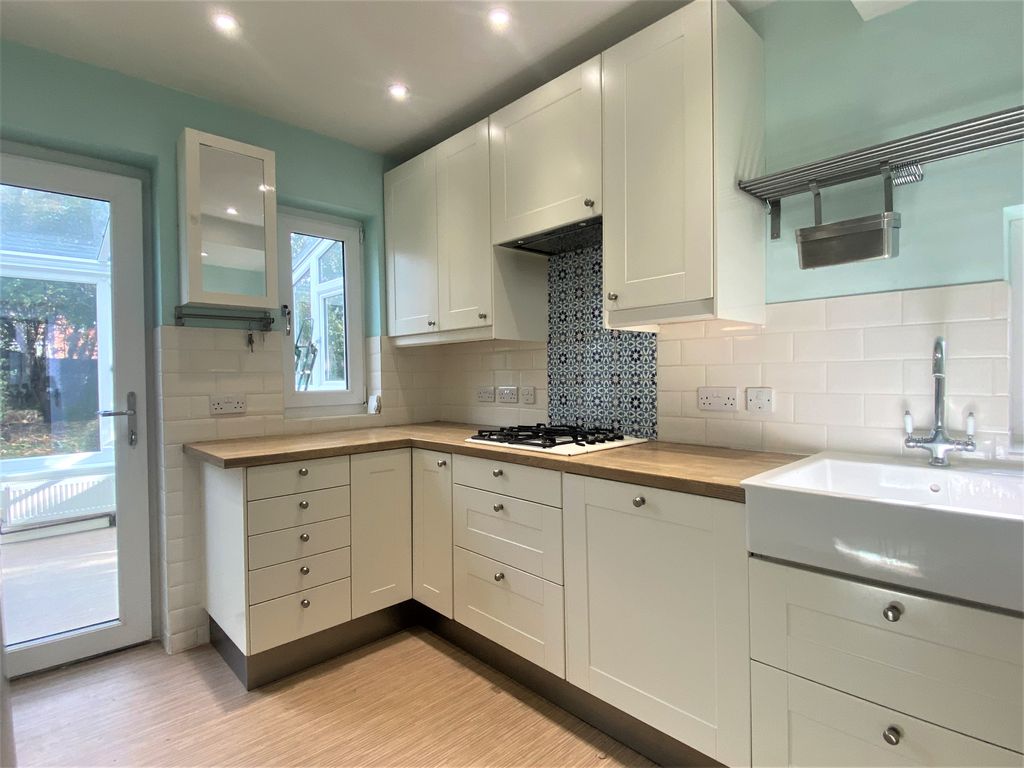 Property photo 2 of 13 Kitchen