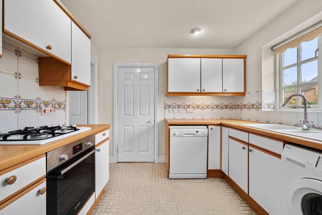 Property photo 3 of 14 Photo 14