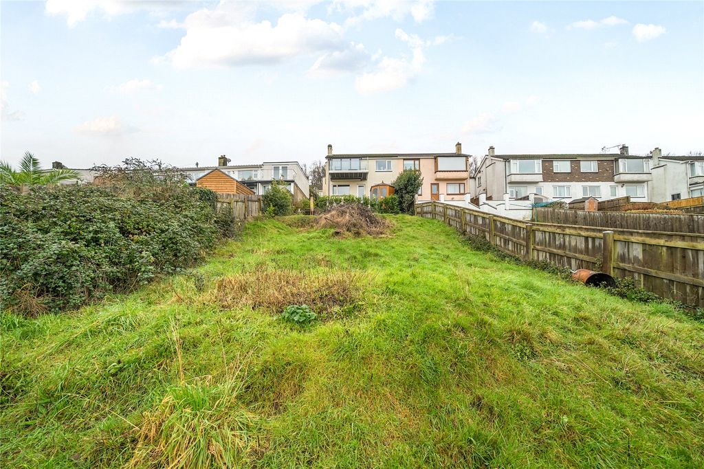 Property photo 2 of 22 Picture No. 21