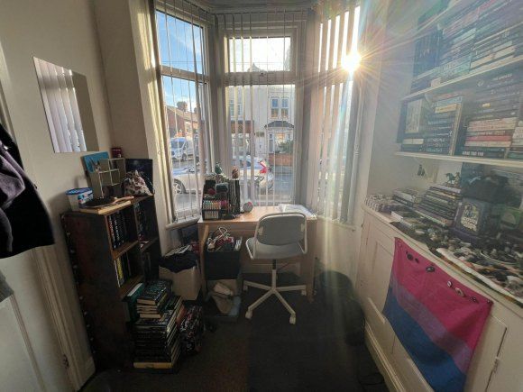 Property photo 2 of 8 8704648.Jpg