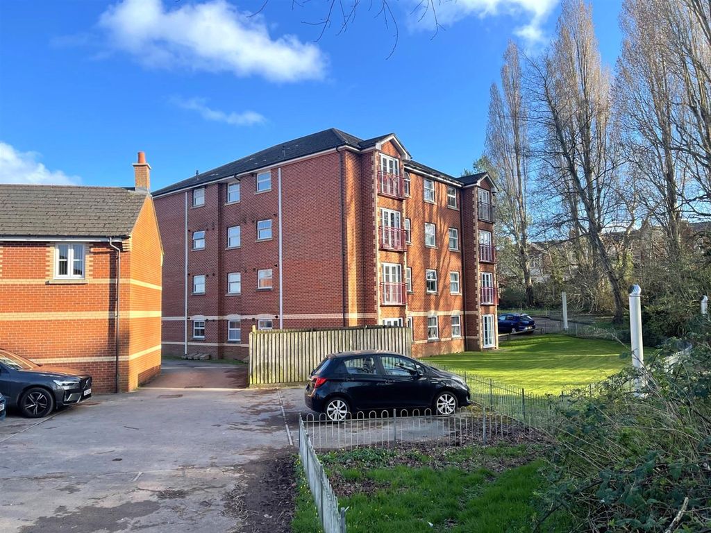 Property photo 1 of 16 Rear Elevation