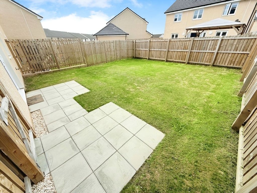 Property photo 2 of 24