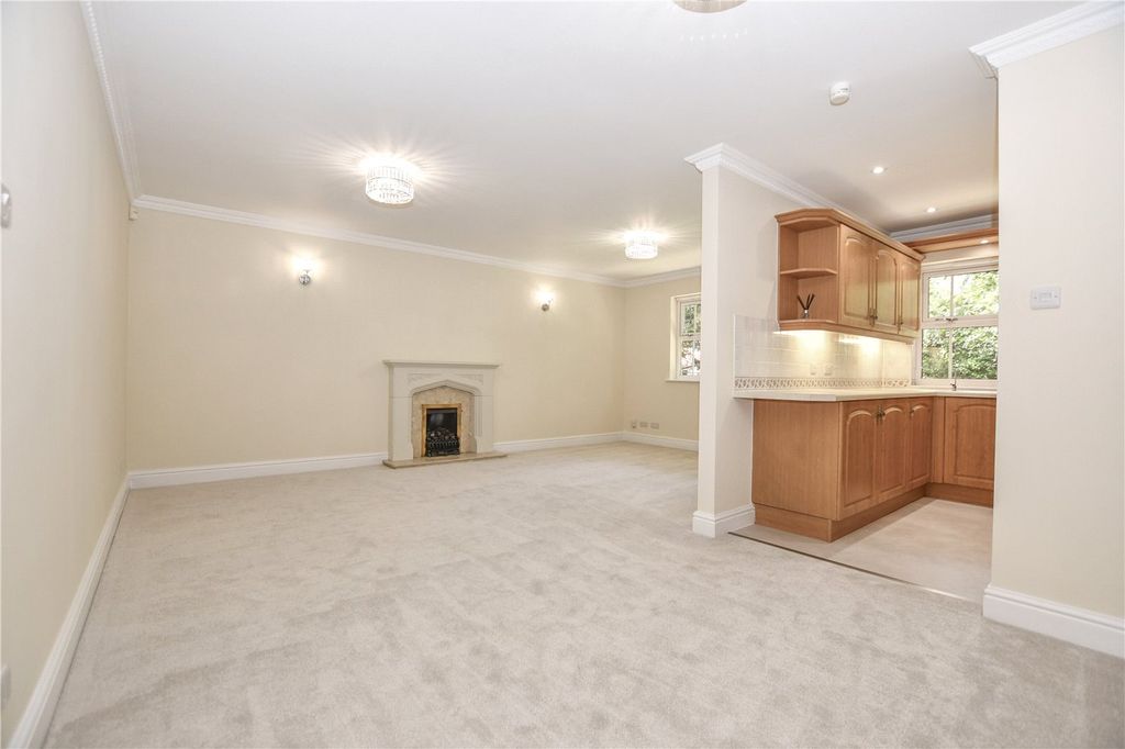 Property photo 2 of 16 Picture No. 09