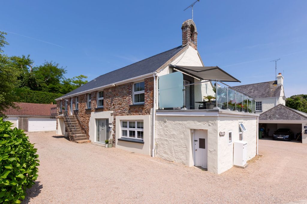 Additional image 35 of 2 bed flat for saleThe Old Belfry, Les Ruisseaux, St Brelade JE3