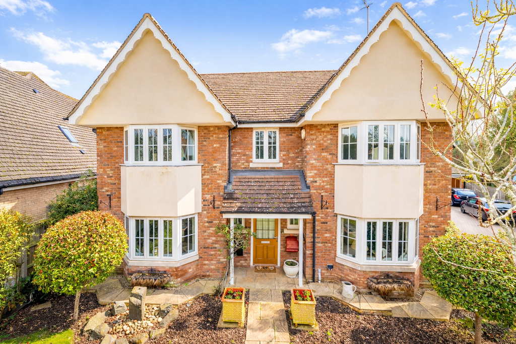 Property photo 1 of 18 Main Front Photo