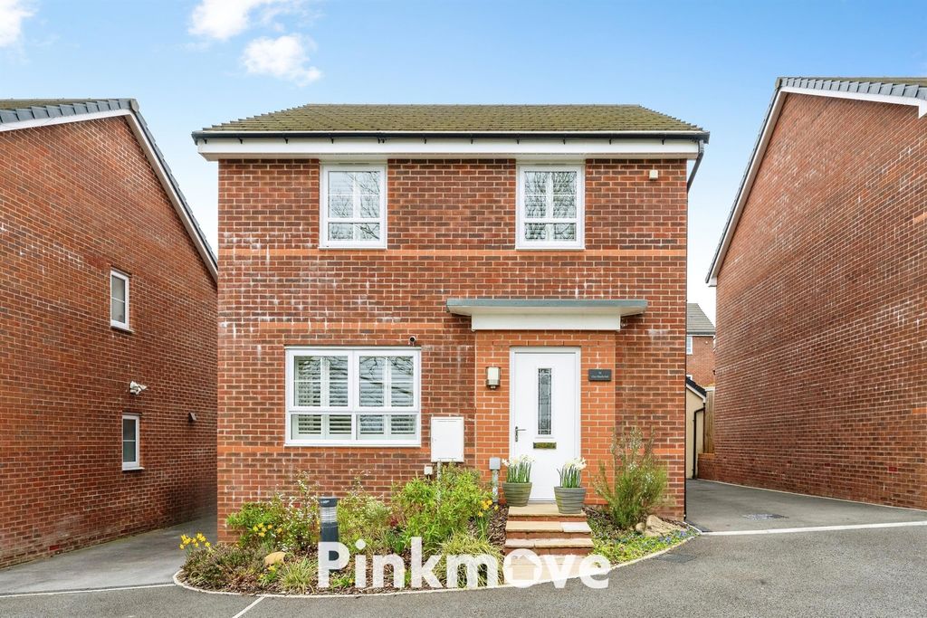 Property photo 1 of 22