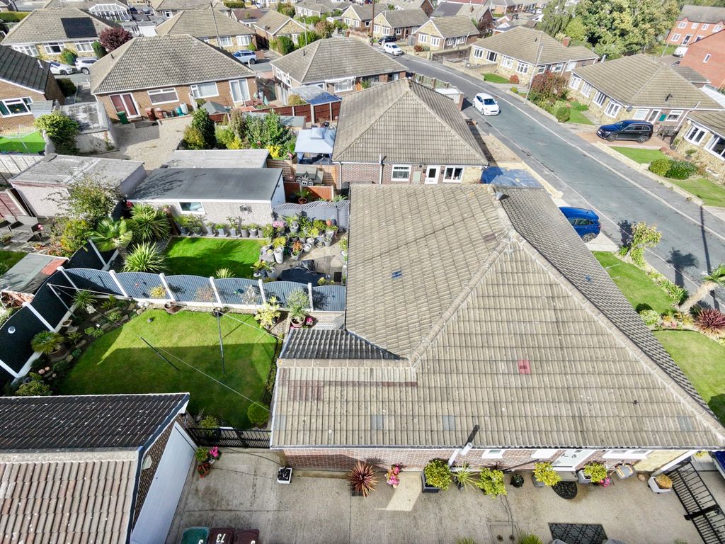 Property photo 3 of 17 Birds Eye
