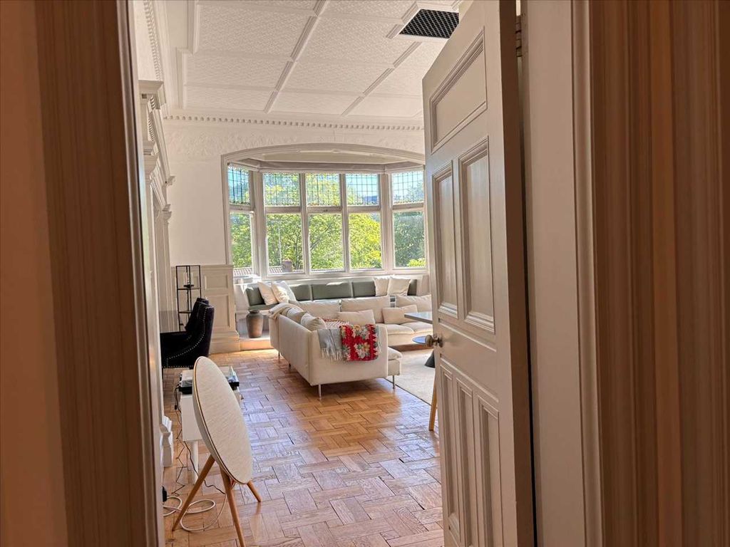Additional image 10 of 4 bed flat for saleCavendish Road East, The Park, Nottingham NG7