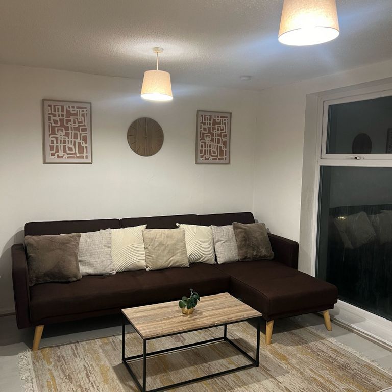 Property photo 2 of 14 Gallery