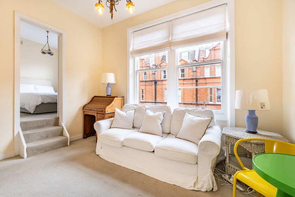 Property photo 1 of 11 Flat-N-36-Egerton...