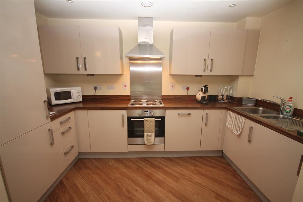 Property photo 3 of 7 Img_0056.Jpg