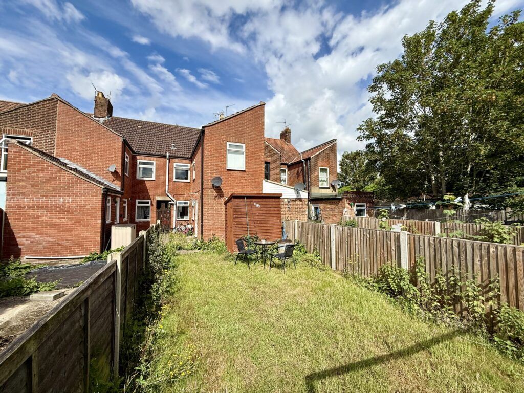 Property photo 1 of 29