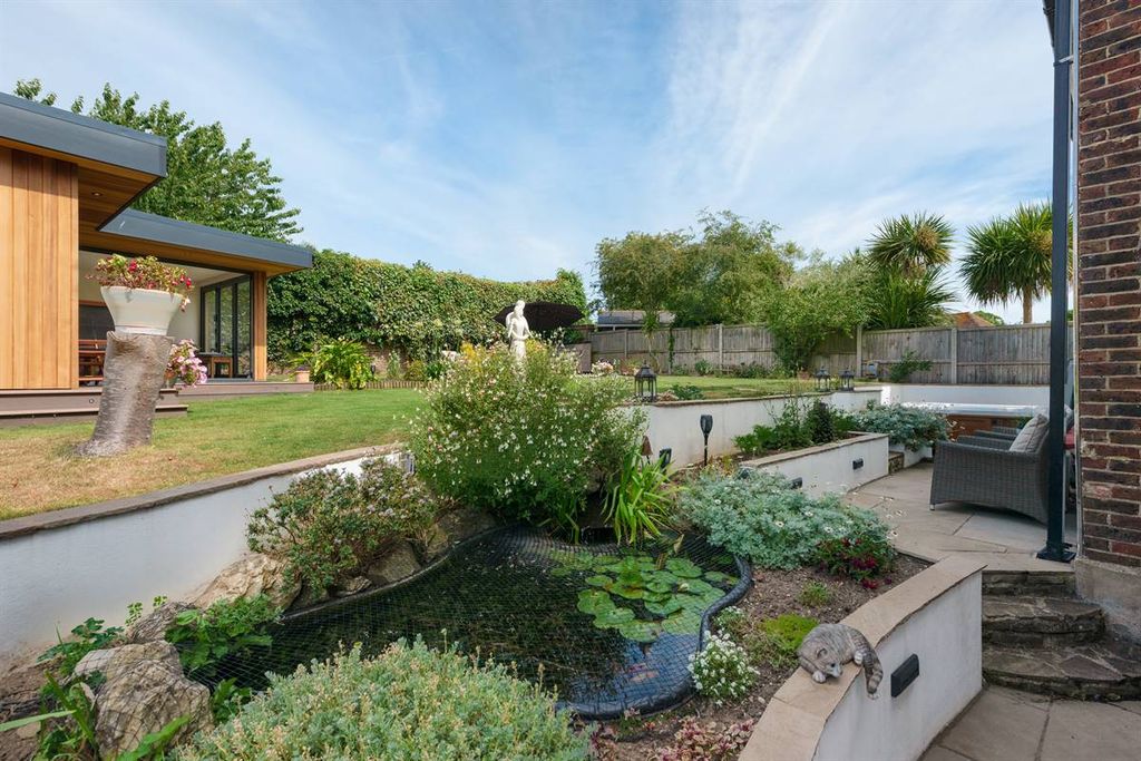 Additional image 32 of 7 bed detached house for saleWinterstoke Crescent, Ramsgate CT11