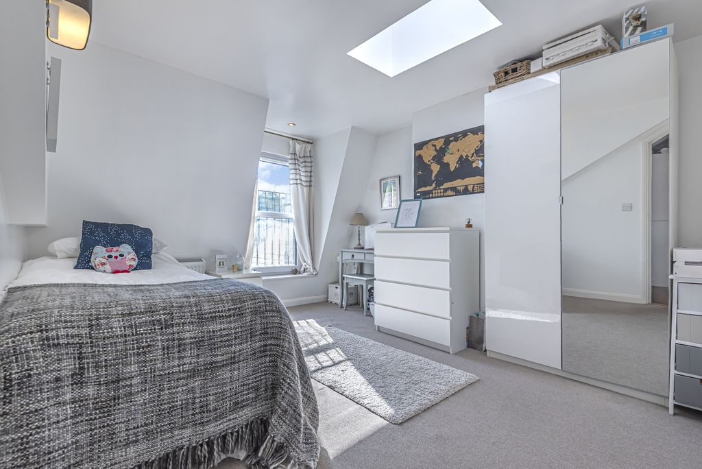 Property photo 3 of 6 607126 (4)