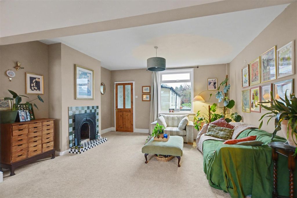 Property photo 3 of 34 Lounge Diner_3.Jpeg