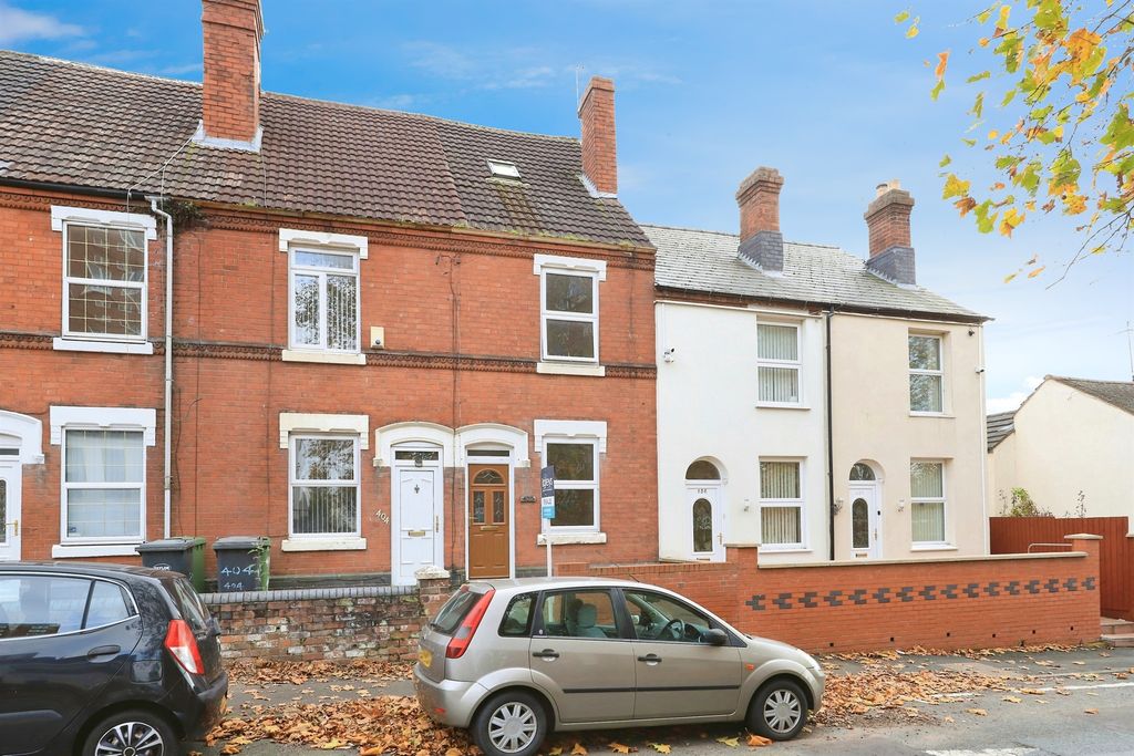 Property photo 1 of 17
