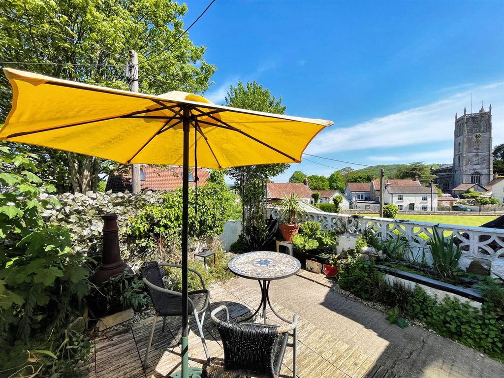 Property photo 1 of 23 Roof Terrace