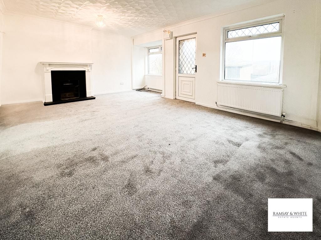 Property photo 3 of 8 Photo 3