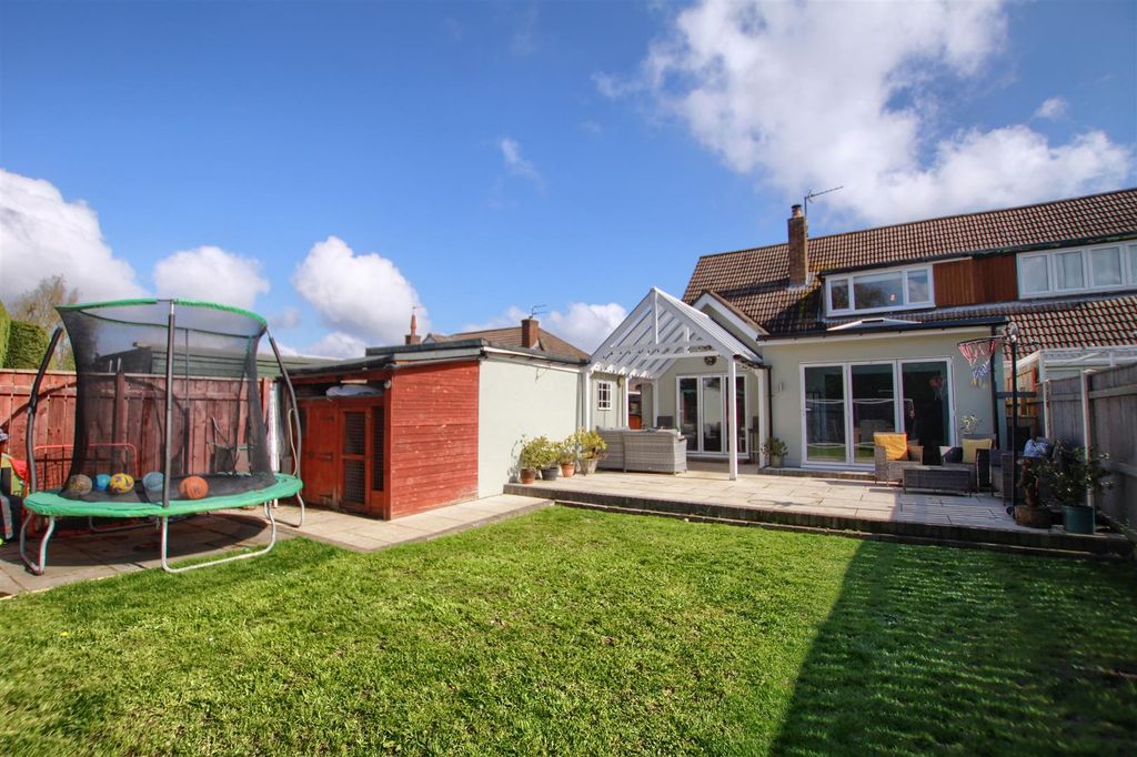 Property photo 2 of 18 cd5.Jpg