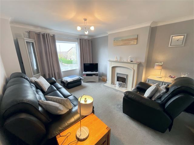 Property photo 3 of 21 Living Room