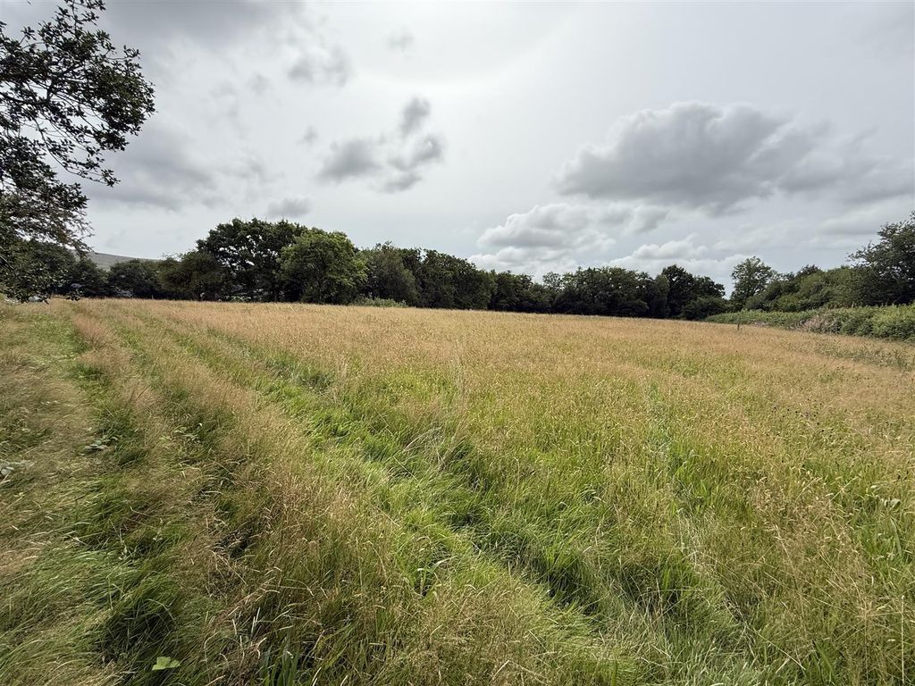 Property photo 2 of 5 Img_0879.Jpeg