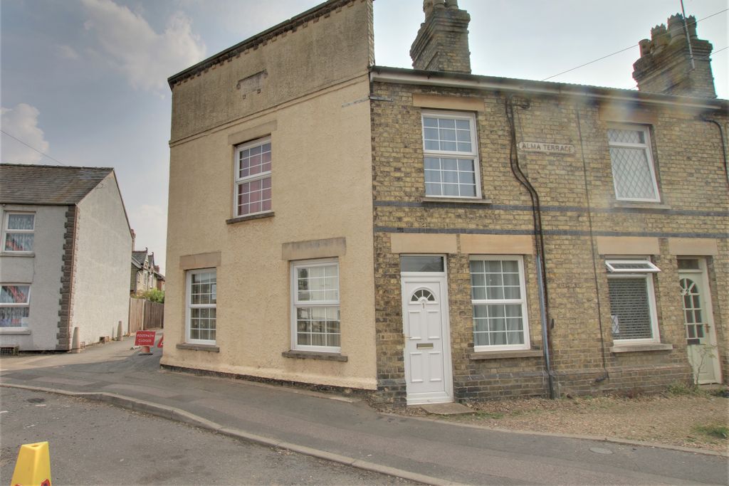 Property photo 1 of 8