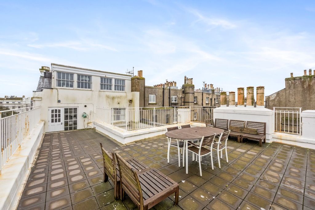 Additional image 38 of 3 bed flat for saleSussex Square, Brighton, East Sussex BN2