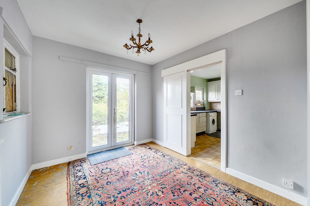 Property photo 3 of 14 151641296Aa29F3018094