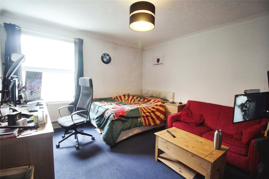 Property photo 2 of 13 Picture No. 09