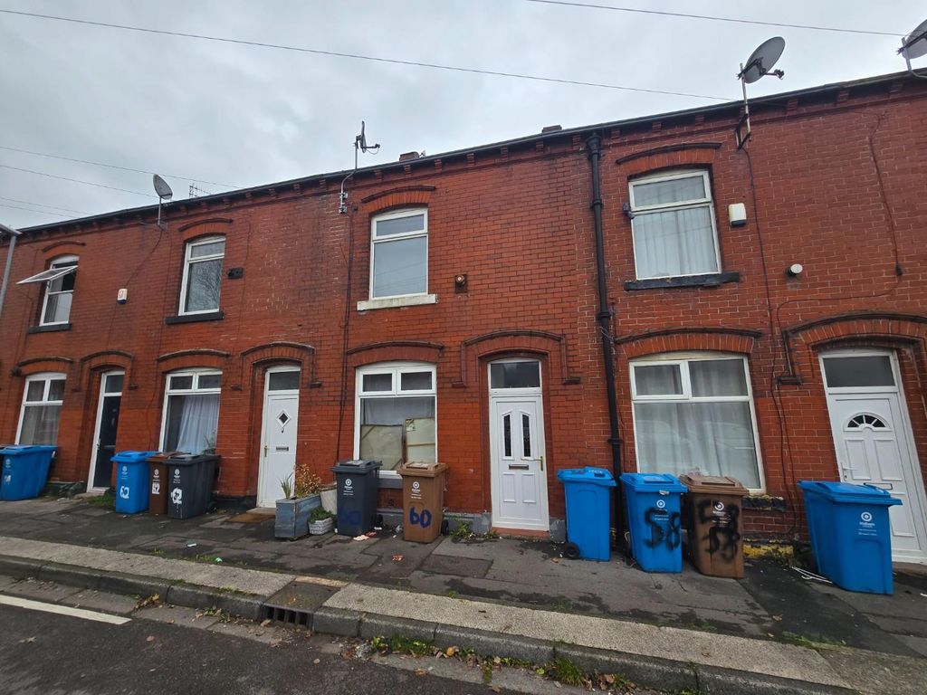 Property photo 1 of 8 Front