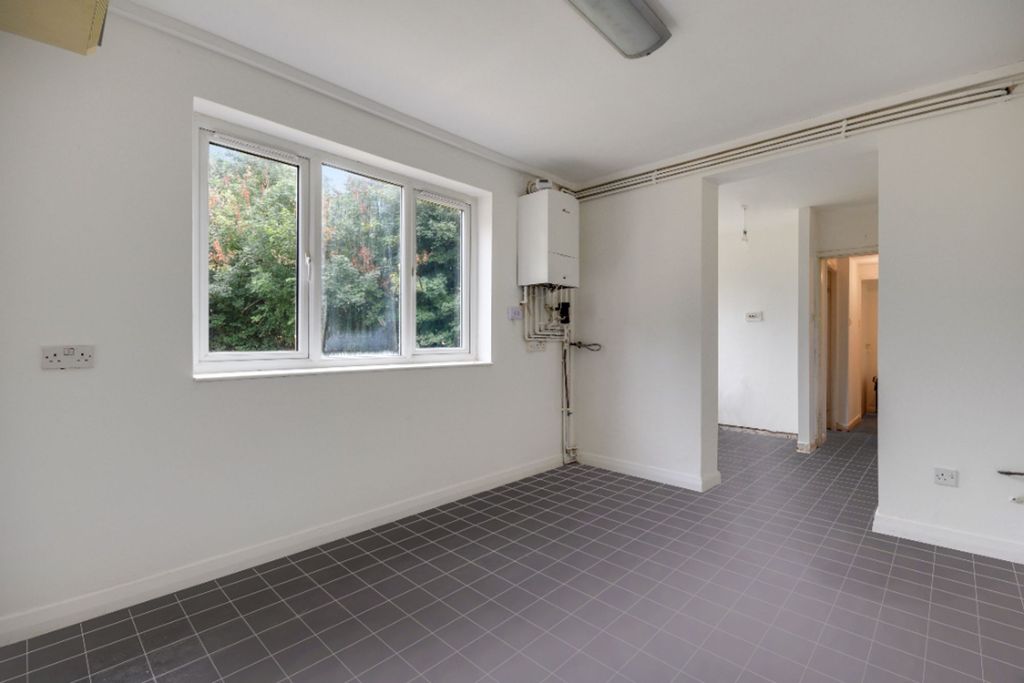 Property photo 3 of 8 Dining Room