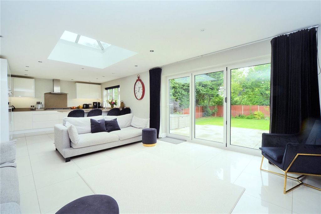 Property photo 3 of 24 Picture No. 03