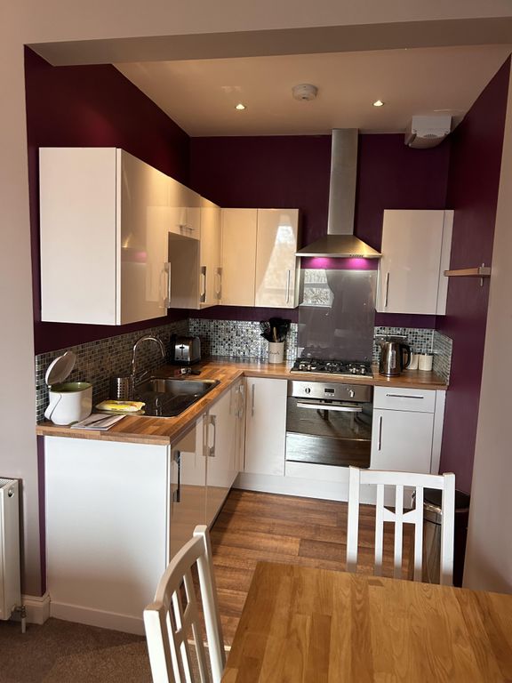 Property photo 2 of 6