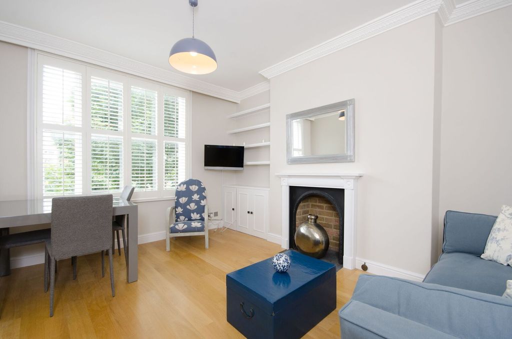 Property photo 1 of 9